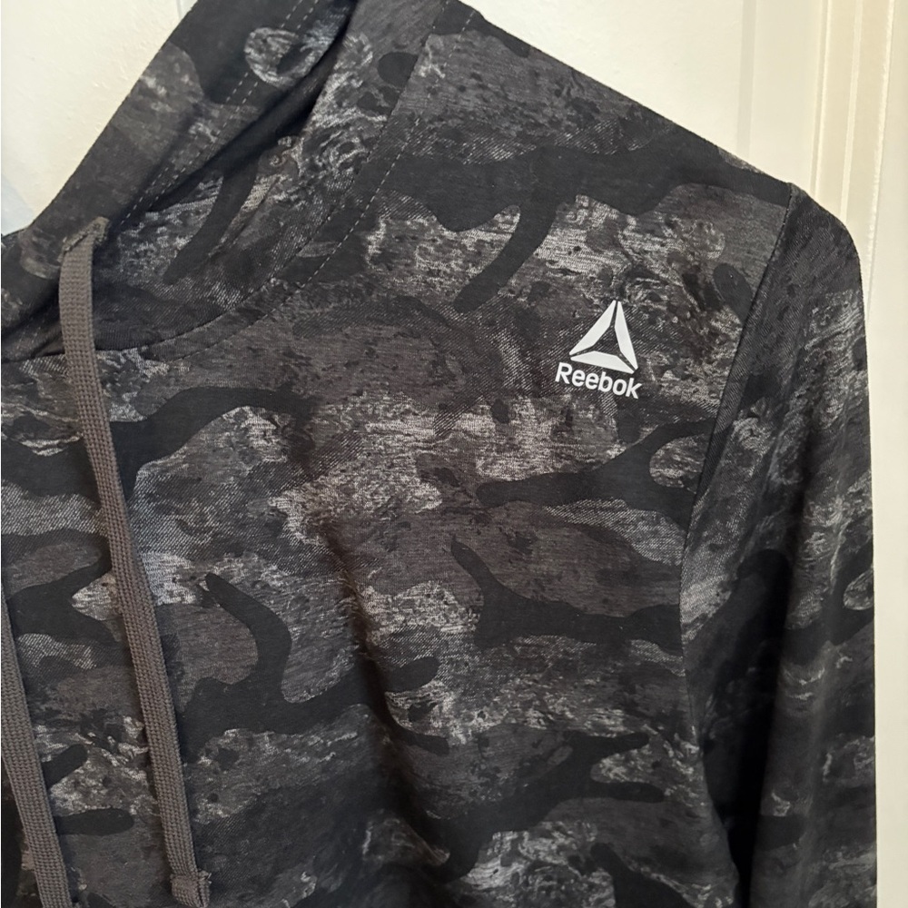 Reebok Camo Athletic Hoodie Active Athleisure Pullover Women’s large - Picture 2 of 6